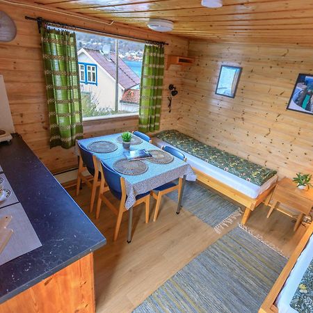 Hotel Nokling & Camping Hjelmeland Exterior photo